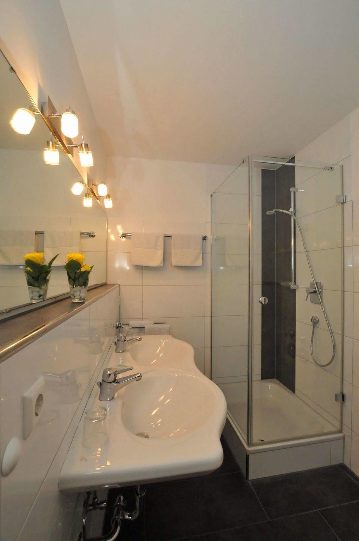 Hotel Ritter Тетнанг Экстерьер фото